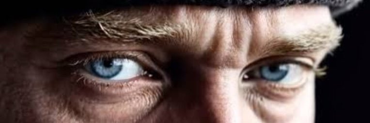 ‘M banner