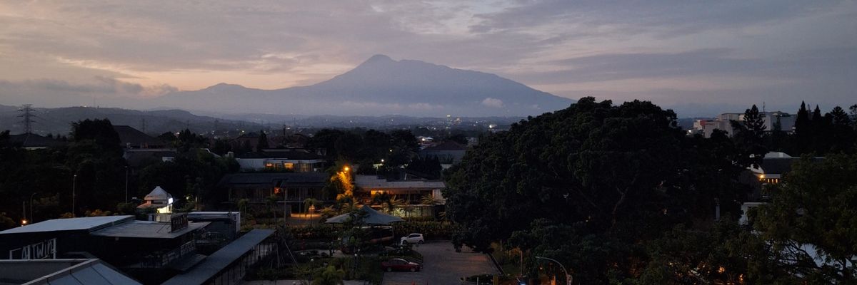 heyentir's profile banner image