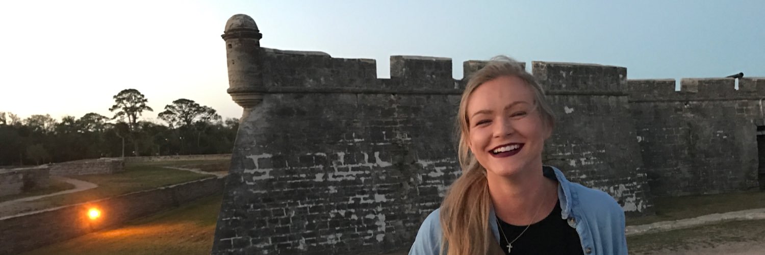 AliviaNicole10's profile banner image