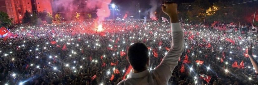Oezlemca's profile banner image