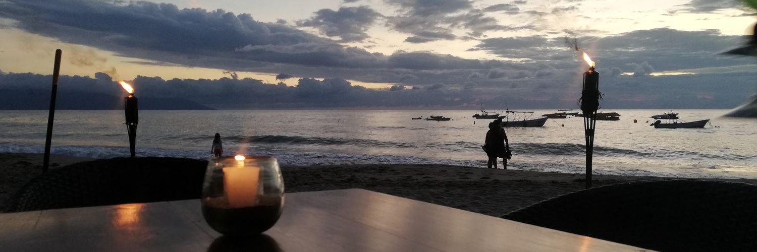 Noemi_bal's profile banner image