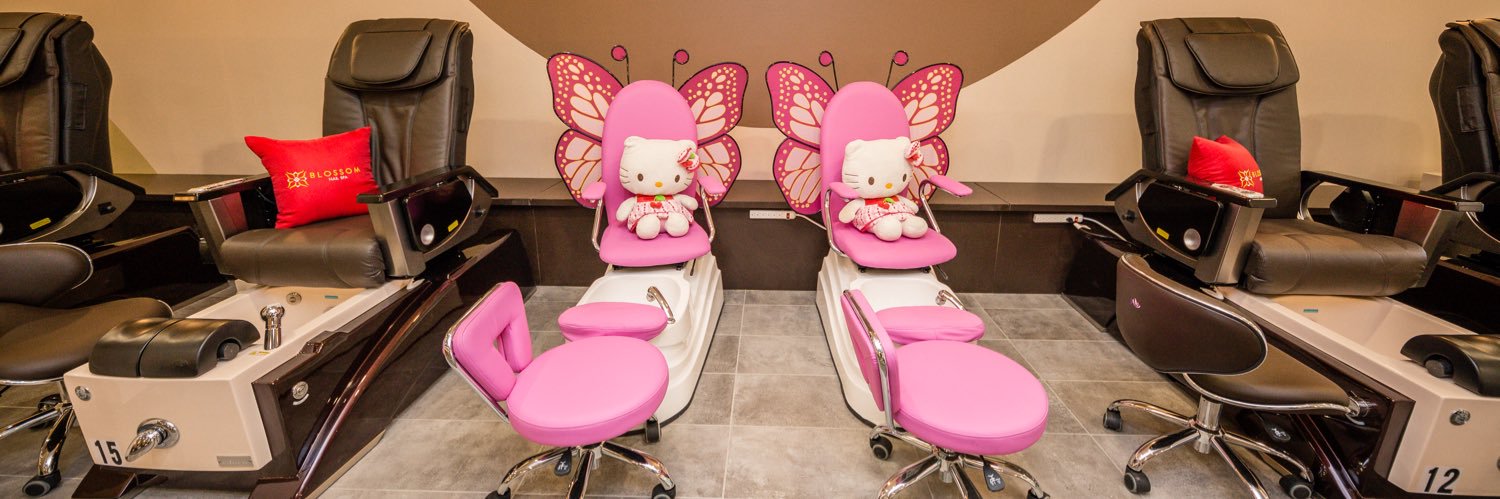 Blossom Nail Spa banner