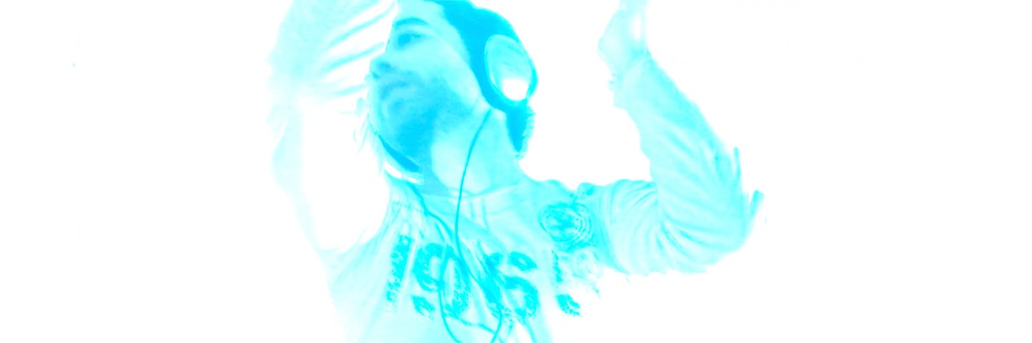 oplmqe's profile banner image