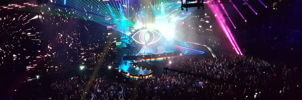 PaoColmenaresB Profile Banner