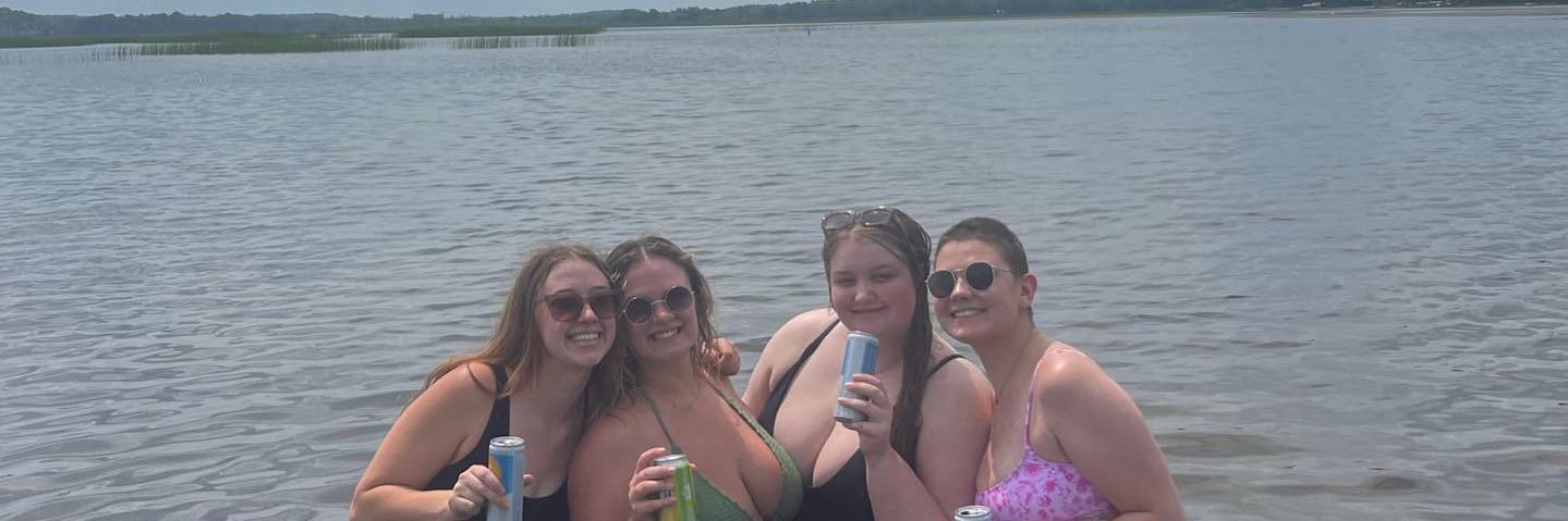 hailey22hoffman's profile banner image