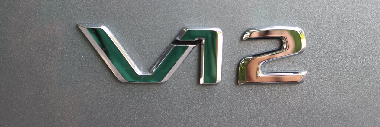 Imotobank's profile banner image