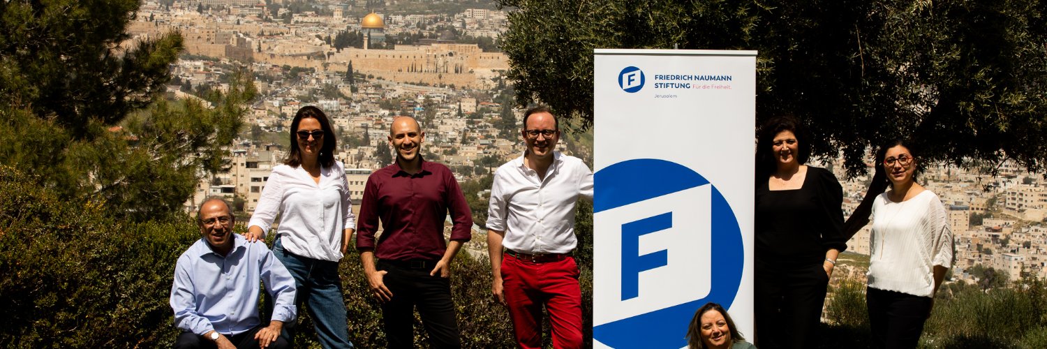 julius_freytag's profile banner image