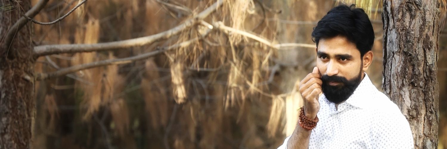 Hemendra Tripathi 🇮🇳 banner