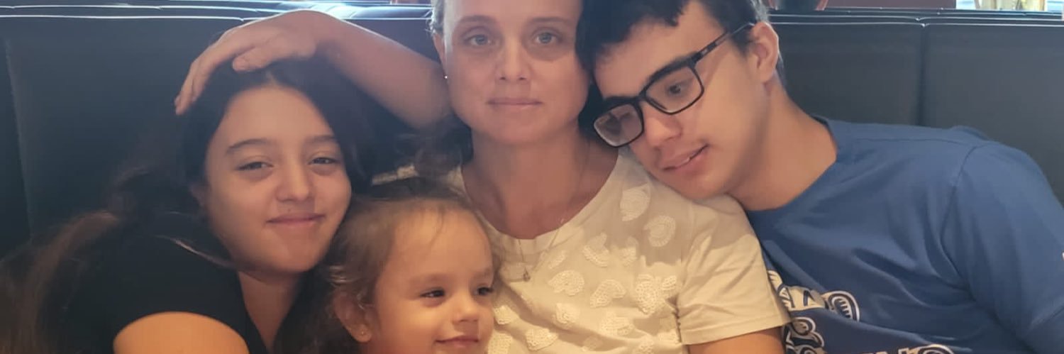 Romigomezok's profile banner image