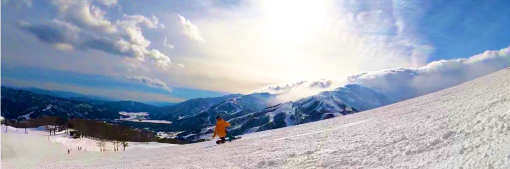 mouchaaan's profile banner image