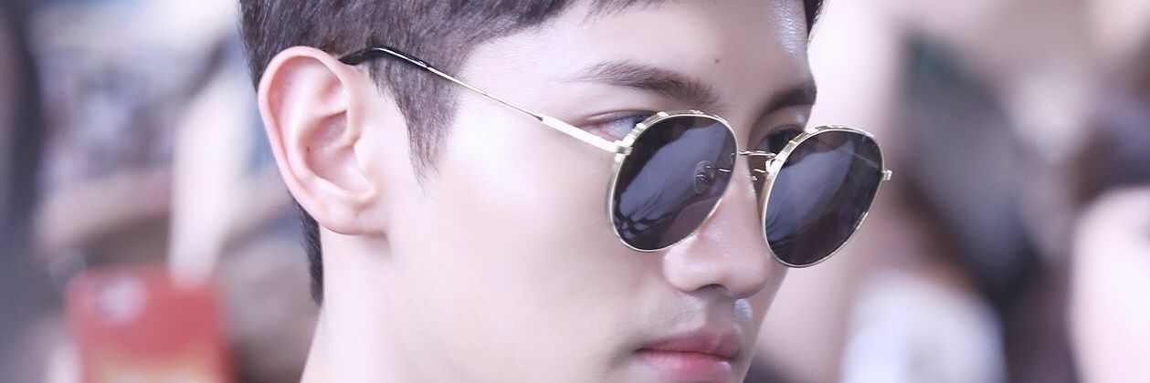 R. banner