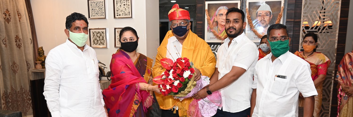 sarangnavale's profile banner image