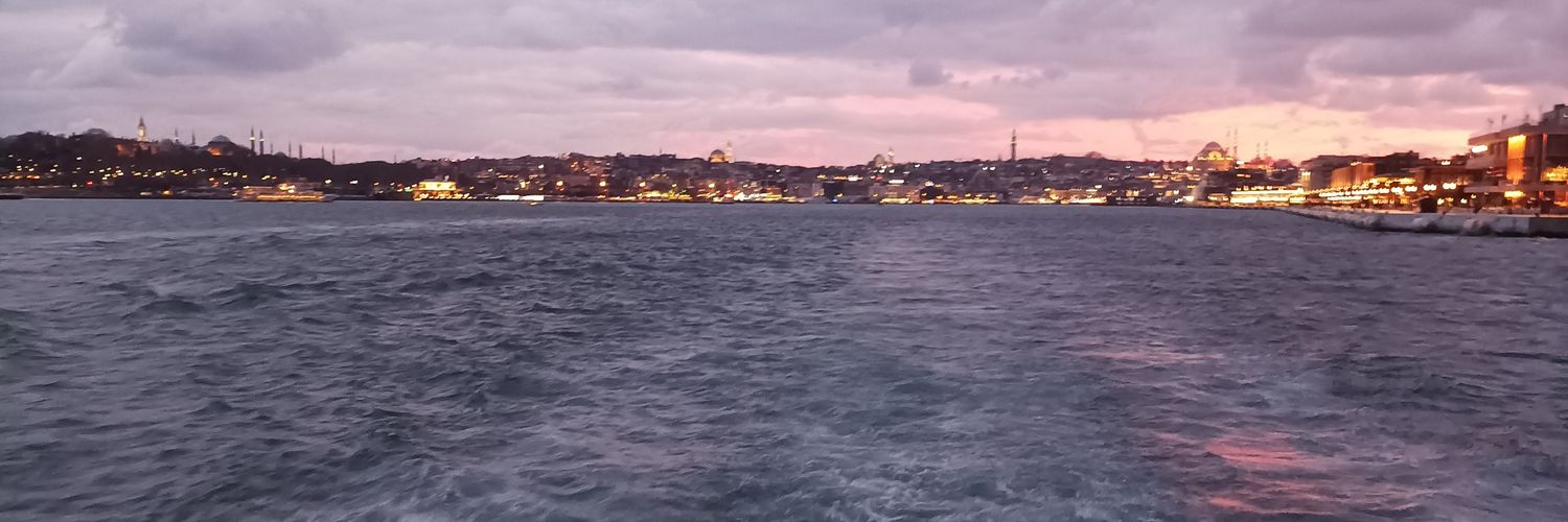 NghnEzer's profile banner image