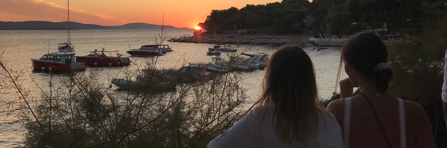 laurabarnes25's profile banner image