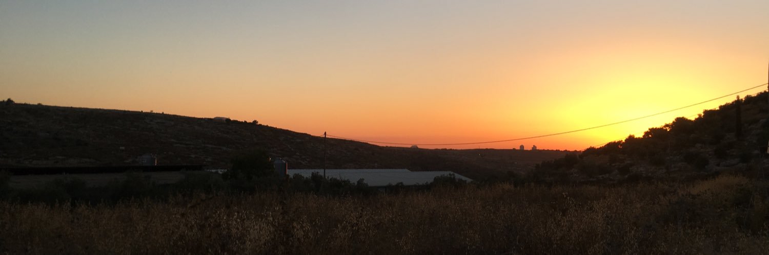 malikayebdri's profile banner image