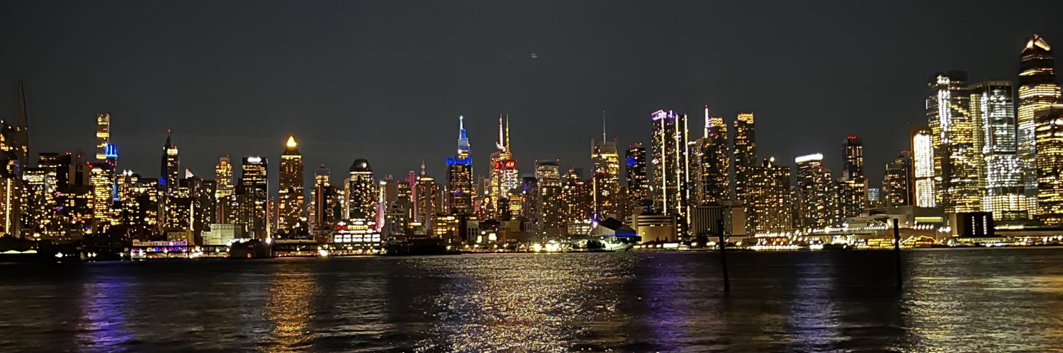gaby_vinces's profile banner image
