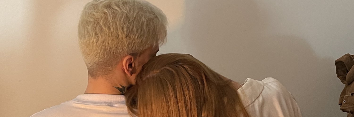 lizakubb's profile banner image