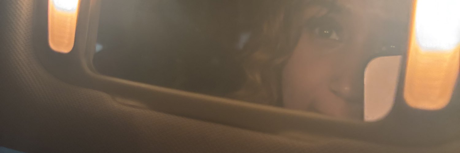 Butterfly_Barbz's profile banner image