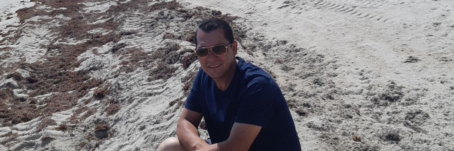 avasquezleon's profile banner image