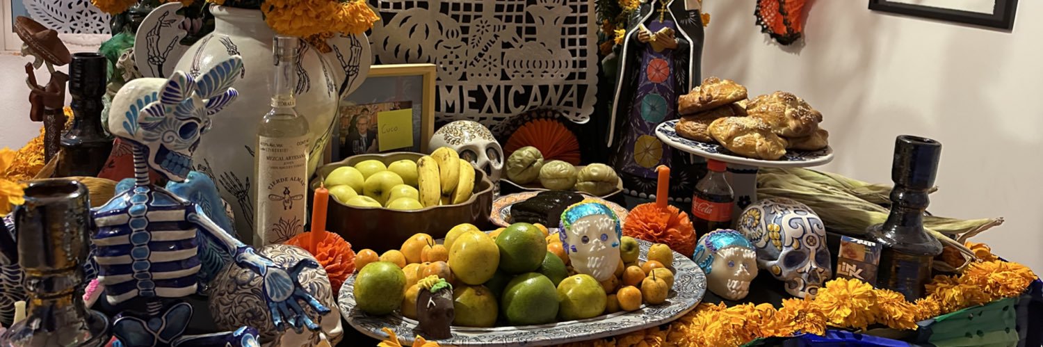 Fabián Valdivia “el señor de los 📚📚📚” banner