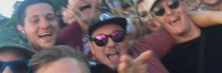 petezer's profile banner image