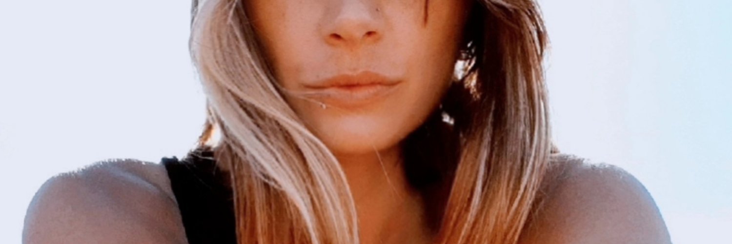 vanesmdq's profile banner image