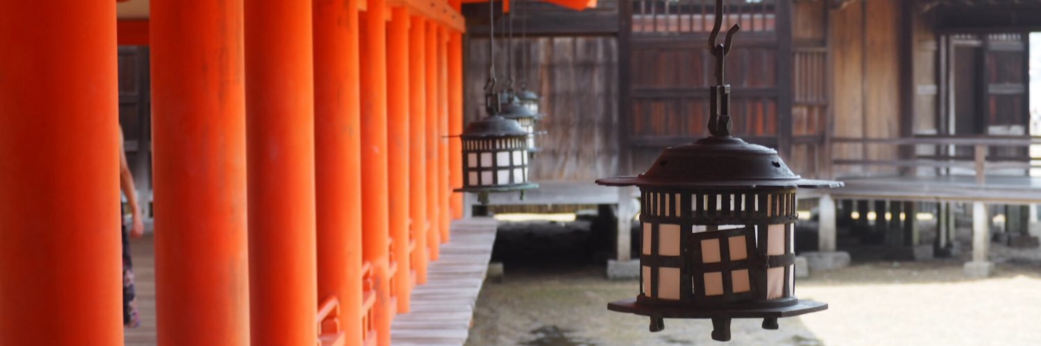 くもくじら banner