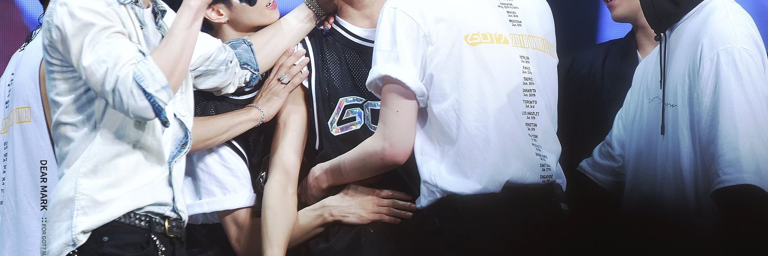YiNGKiM💗 banner