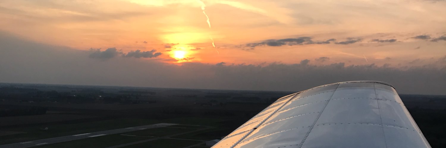 poniesandplanes's profile banner image