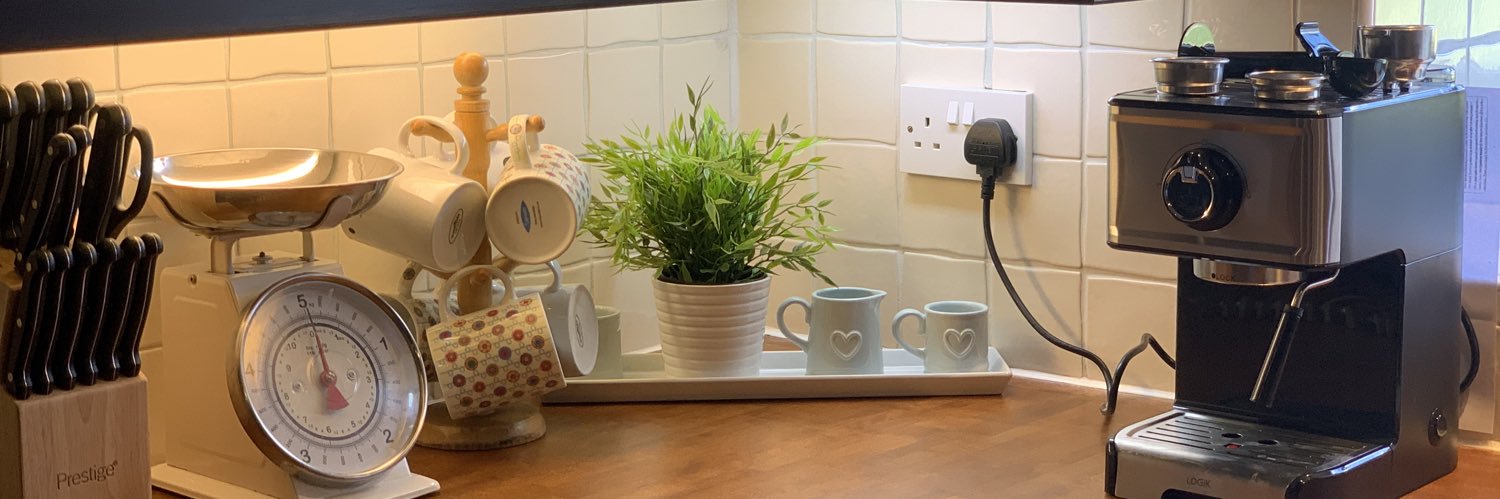 SmallshawCottagesSpa banner