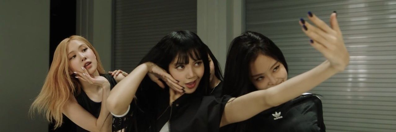 caarrrllllyyyyy's profile banner image