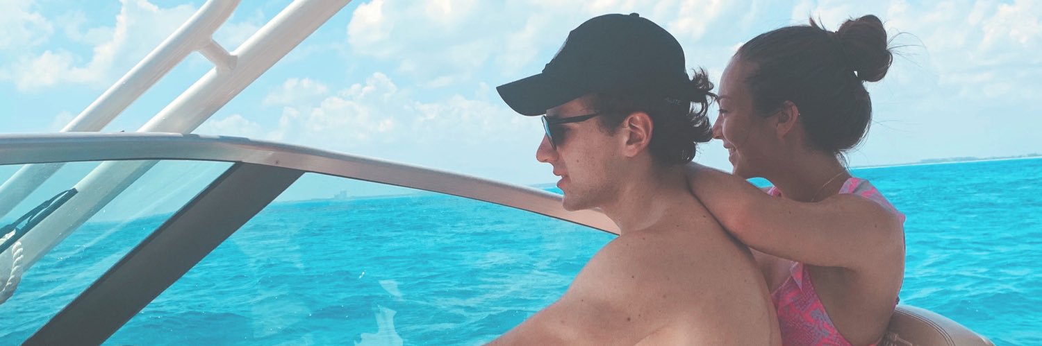 annielagzz's profile banner image