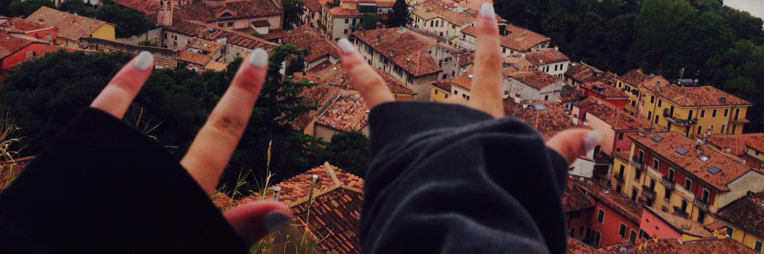 sarafrapporti's profile banner image