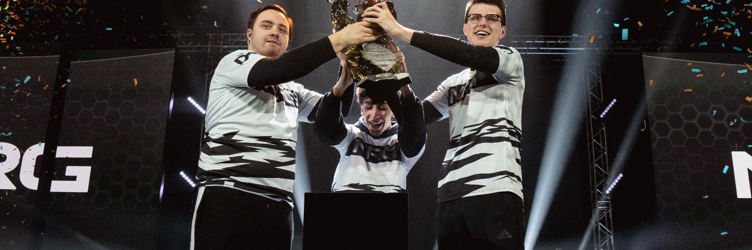 itsJSTNDAD banner