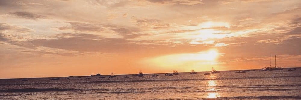 _riannenunn's profile banner image