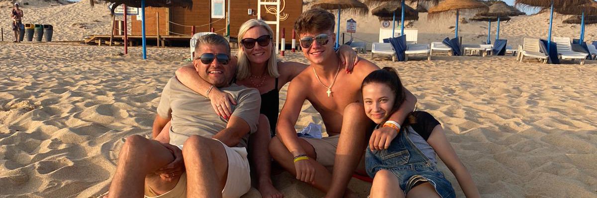 Simon Redhead banner