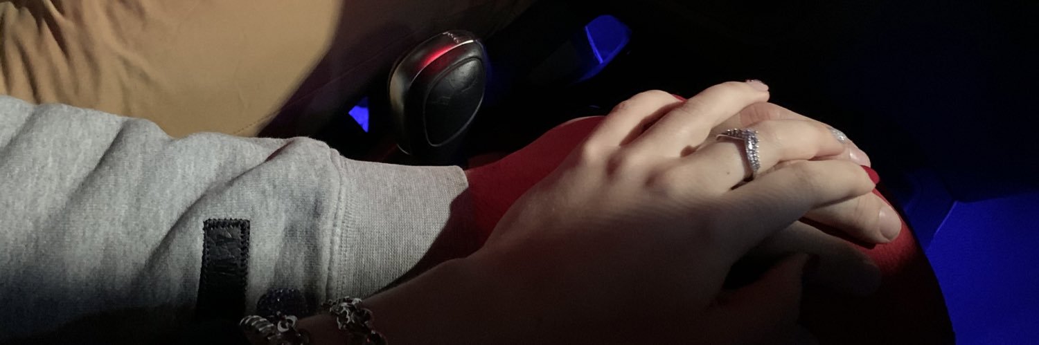 CrisMarin97's profile banner image