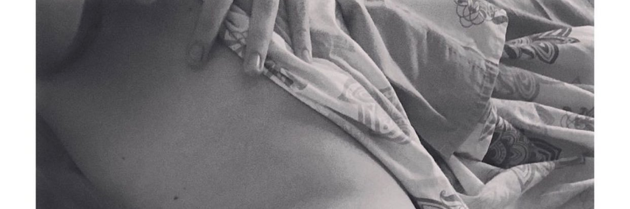 lauriitatorres_'s profile banner image