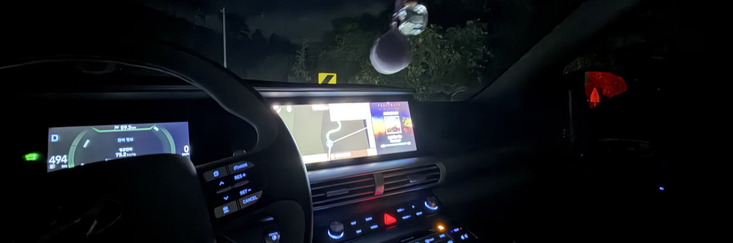 d0ub13's profile banner image