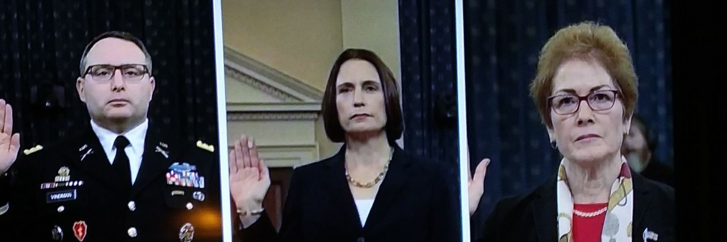 👩🏻‍🦽Lilith (she/her) -♿️🌊 banner