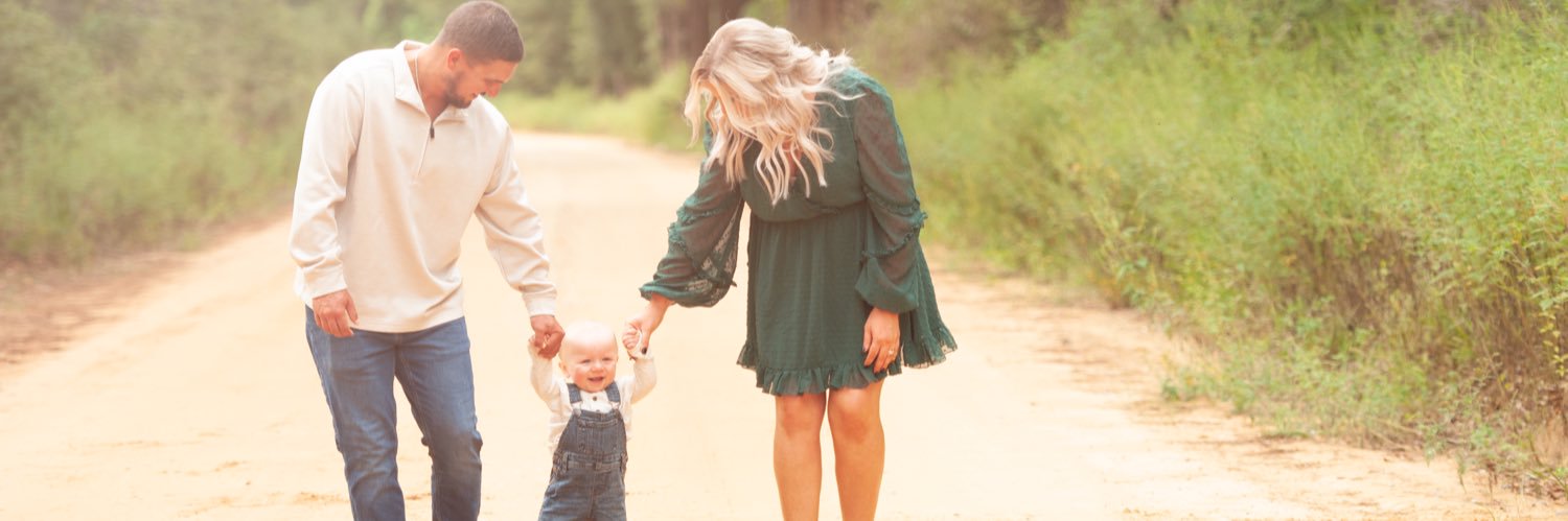 Savannah Thompson banner