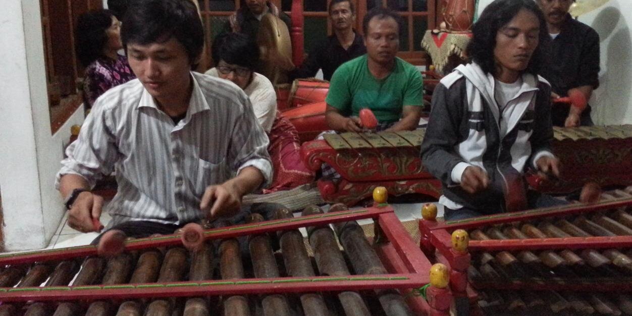 ERIC ERLANGGA banner