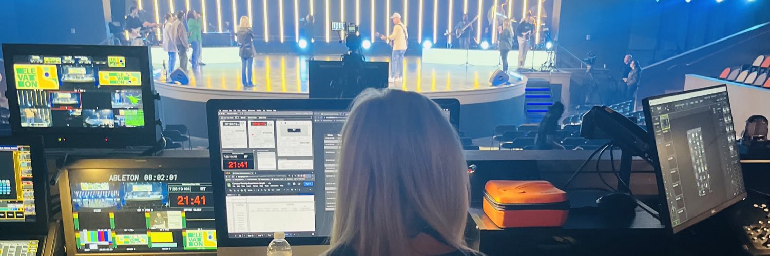 lesliepaudio's profile banner image