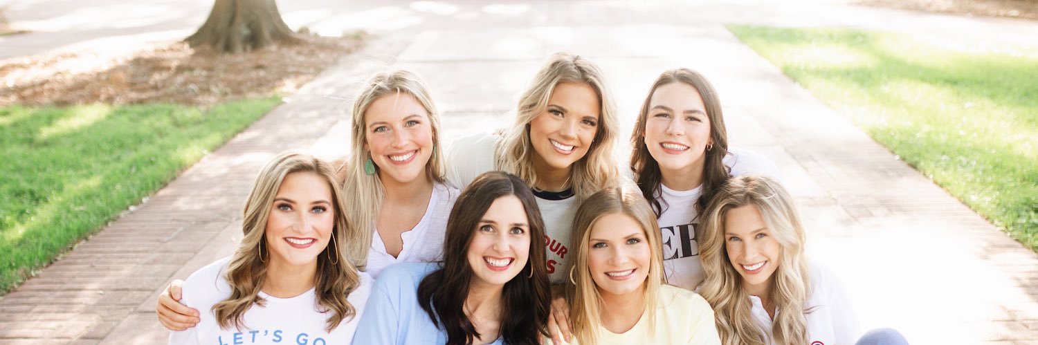 carliesmith_'s profile banner image