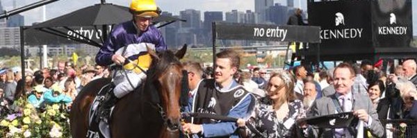 bellajinsky Profile Banner