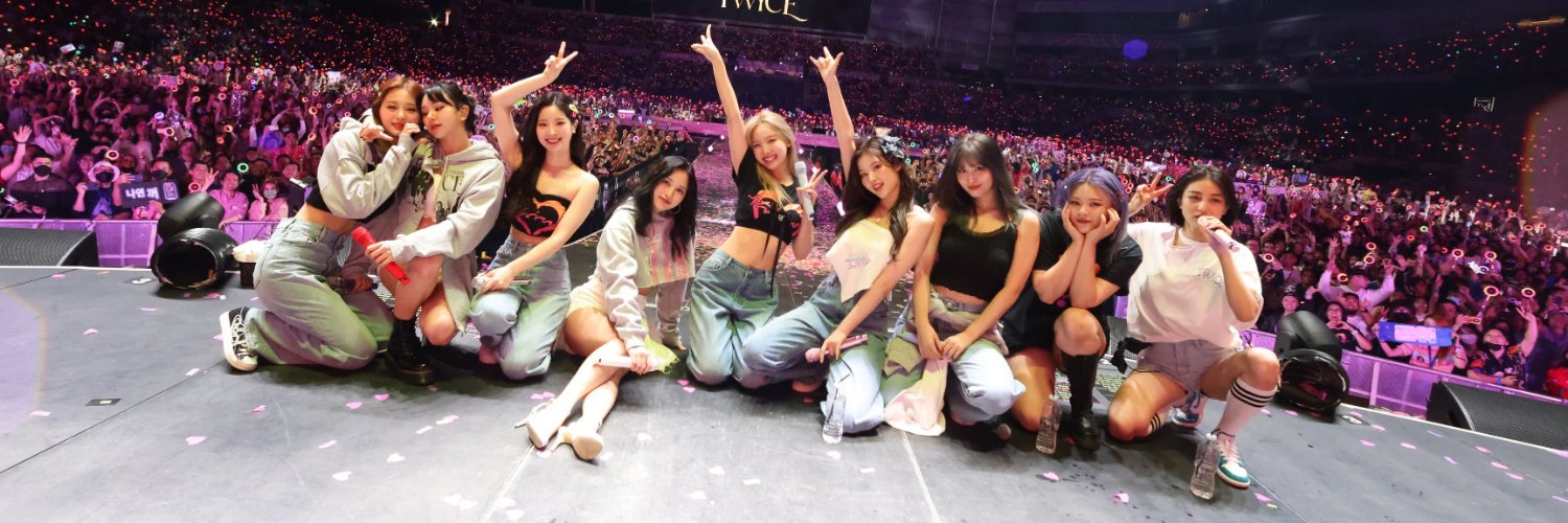 jinnamonbuns's profile banner image