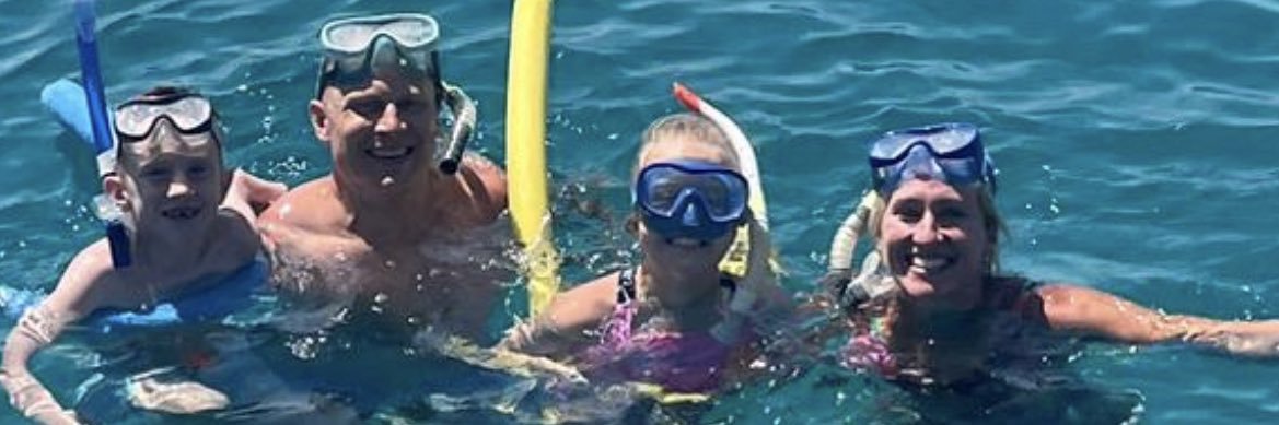 Simon Francis banner