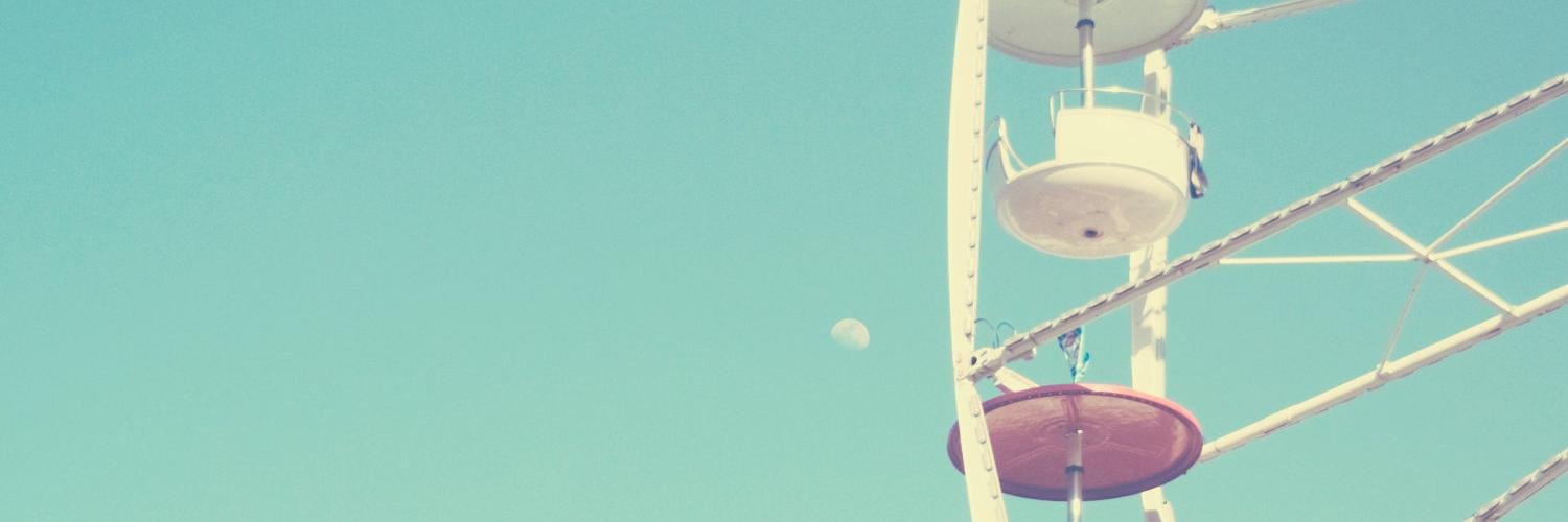 Twitter banner for @ragusina