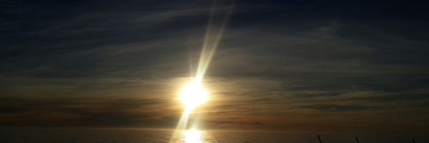 unipipo's profile banner image