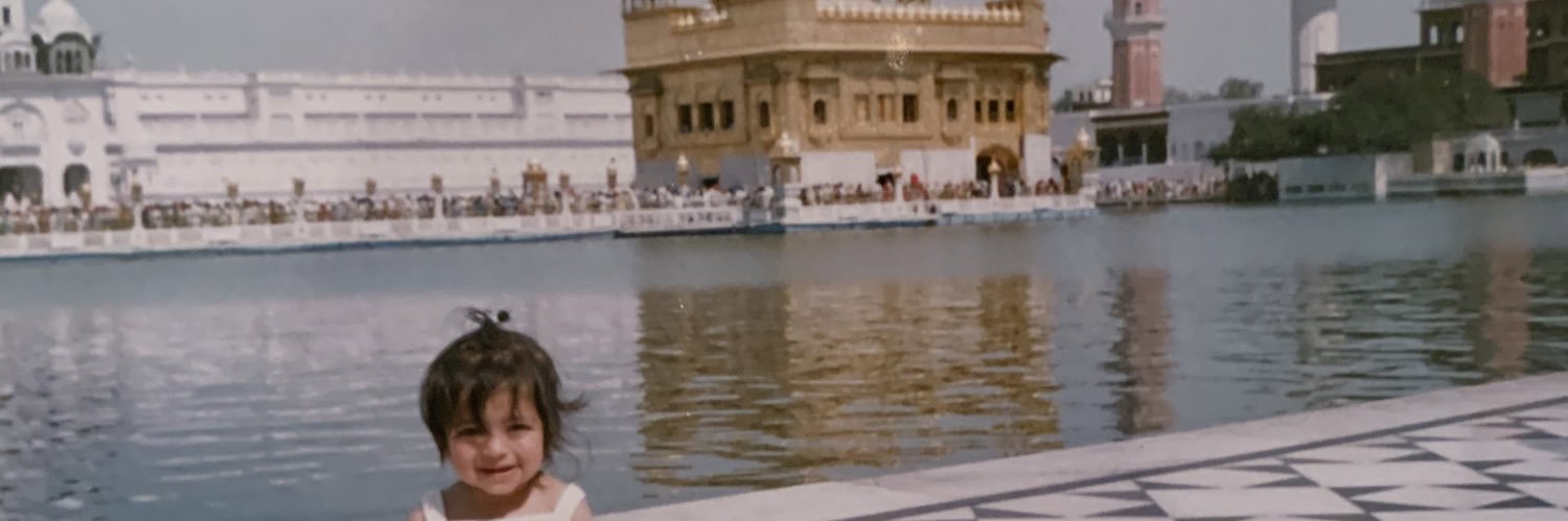 mnizzer's profile banner image